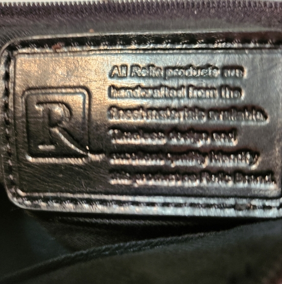 Relic Faux Black Patent Leather Floral Embossed Crossbody Bag EUC - Picture 3 of 16